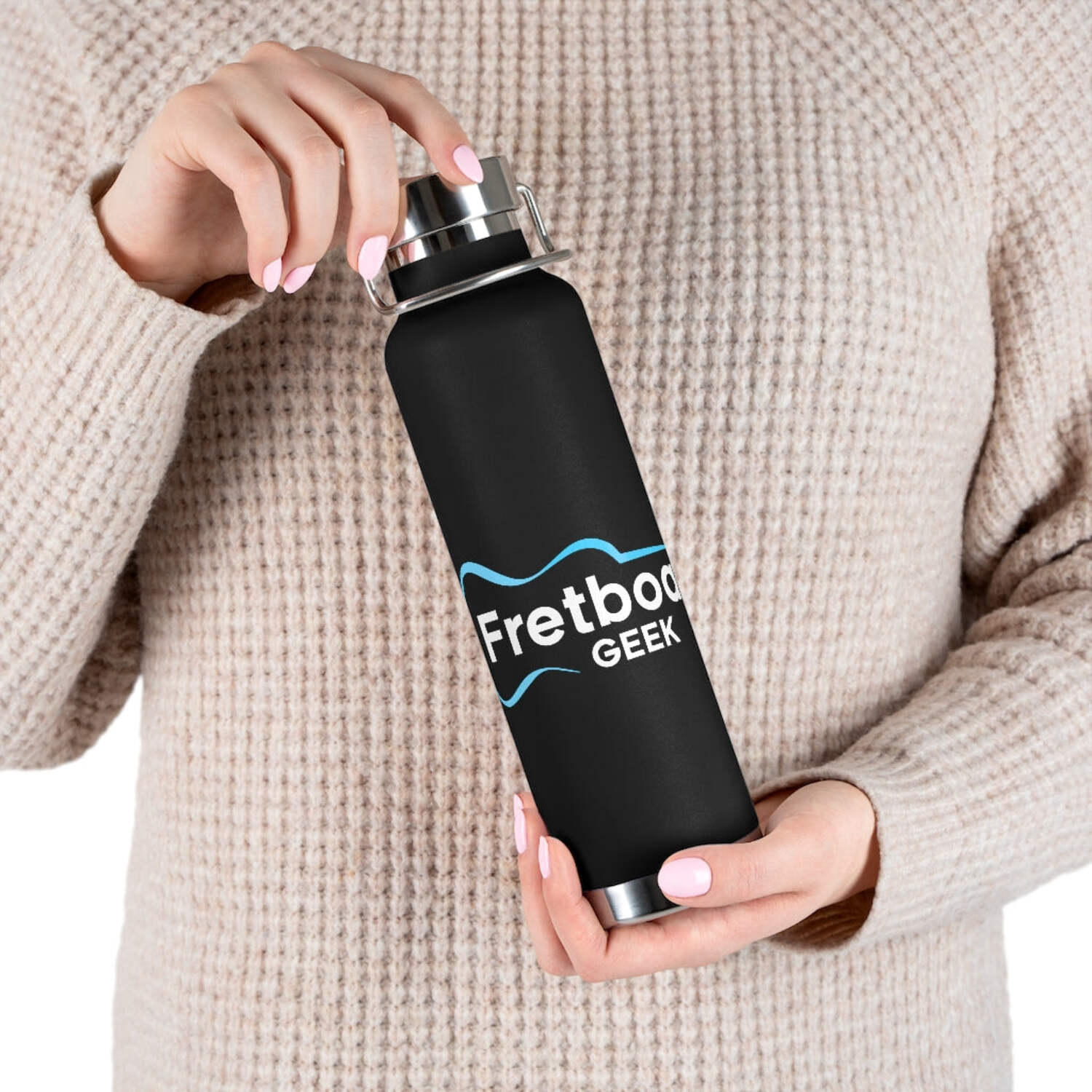 Vacuum Insulated Bottle 22oz B9157