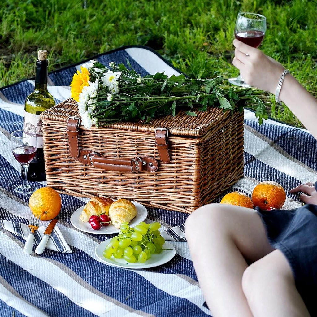 Wicker Picnic Basket Set with Insulated Cooler Bag and Cutlery Service Kit V663