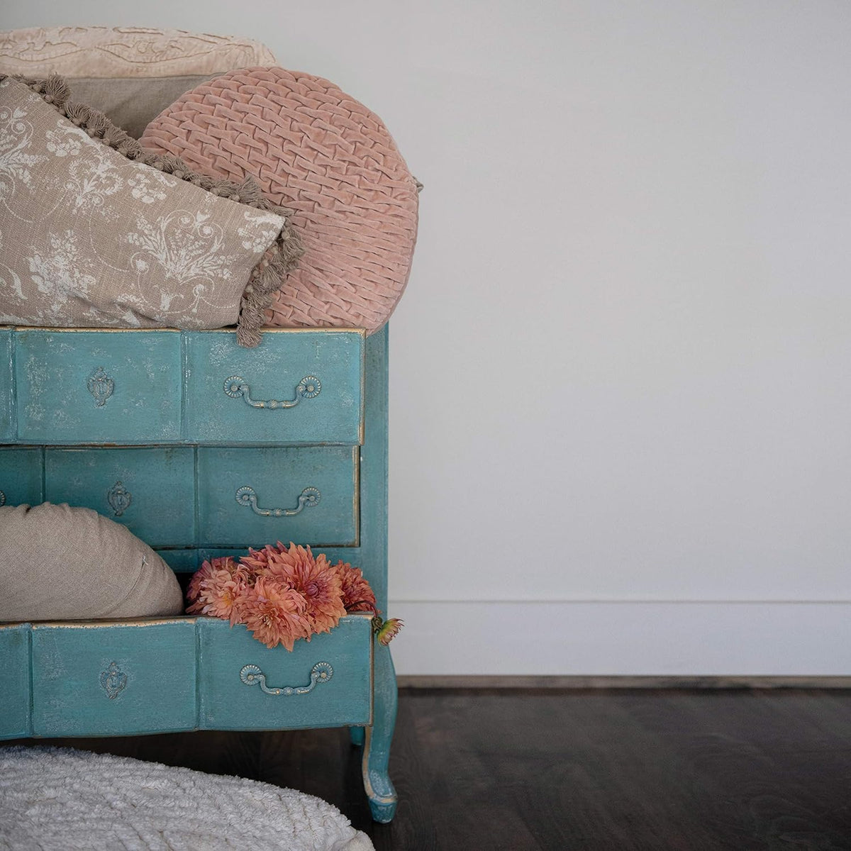Distressed Blue 3 Drawer Wood Dresser L684025