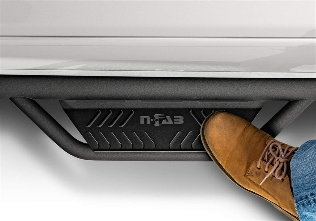 Textured Black Cab Length Running Boards H42422