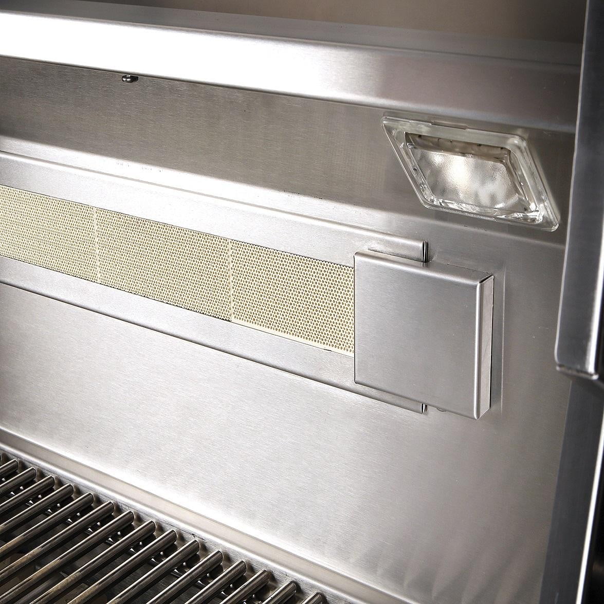 32-Inch 3-Burner Built-In Propane Gas Grill With Rotisserie Z886