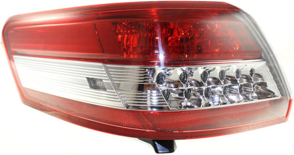 Toyota Camry Tail Light Assembly Pair D323603