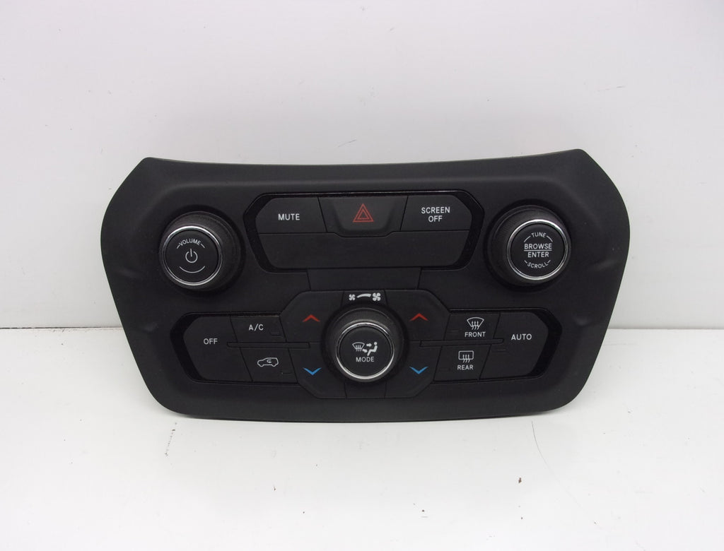 Pre-Owned 2018 Jeep Renegade Radio Audio Climate AC Heater Temperature Control Panel C55323
