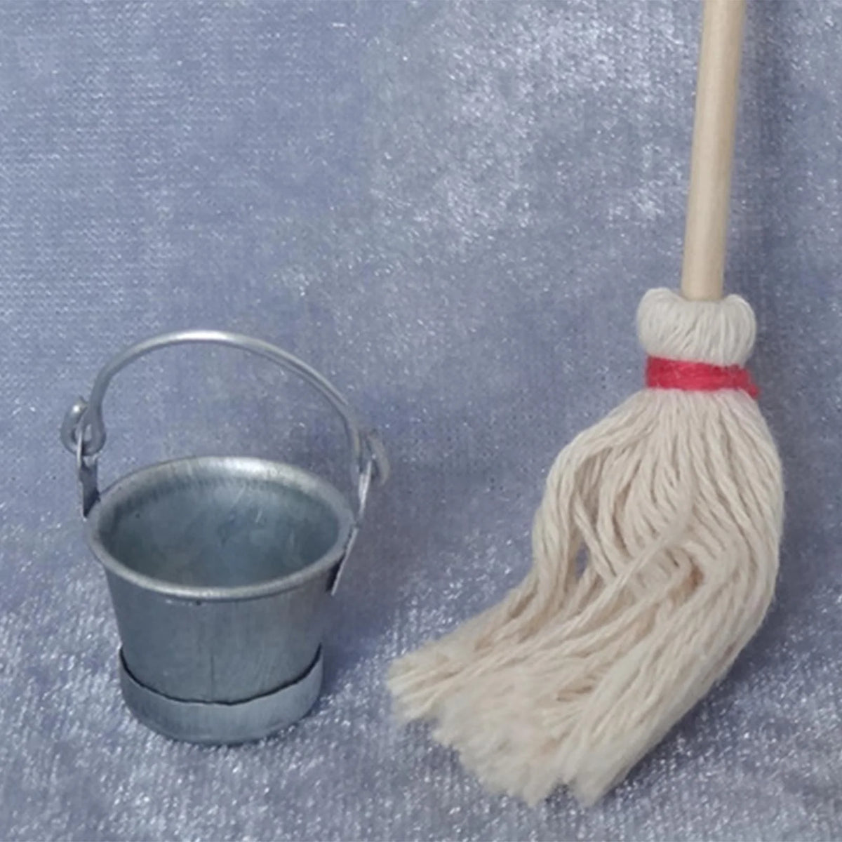 1:12 Scale Dollhouse Bathroom Cleaning Tool Set F303