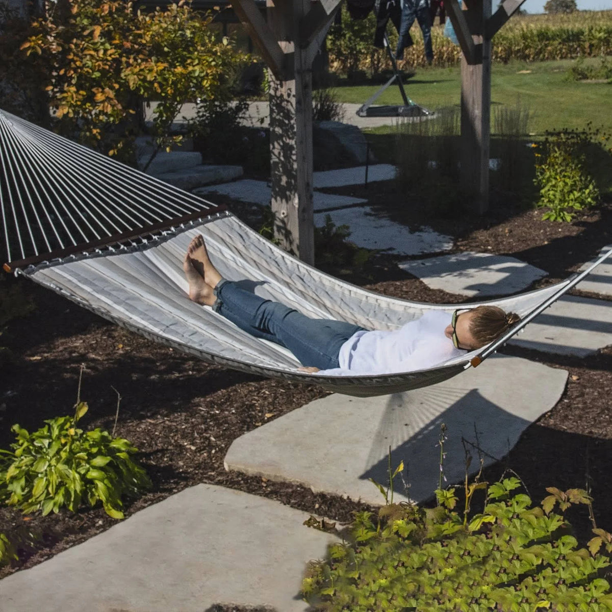 Dove Quilted Hammock M27454