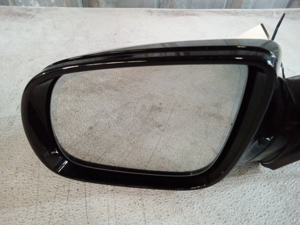 Driver Side LH Side Door Mirror I913