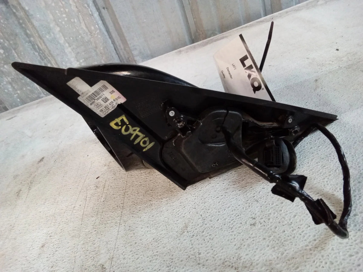 Driver Side LH Side Door Mirror I913