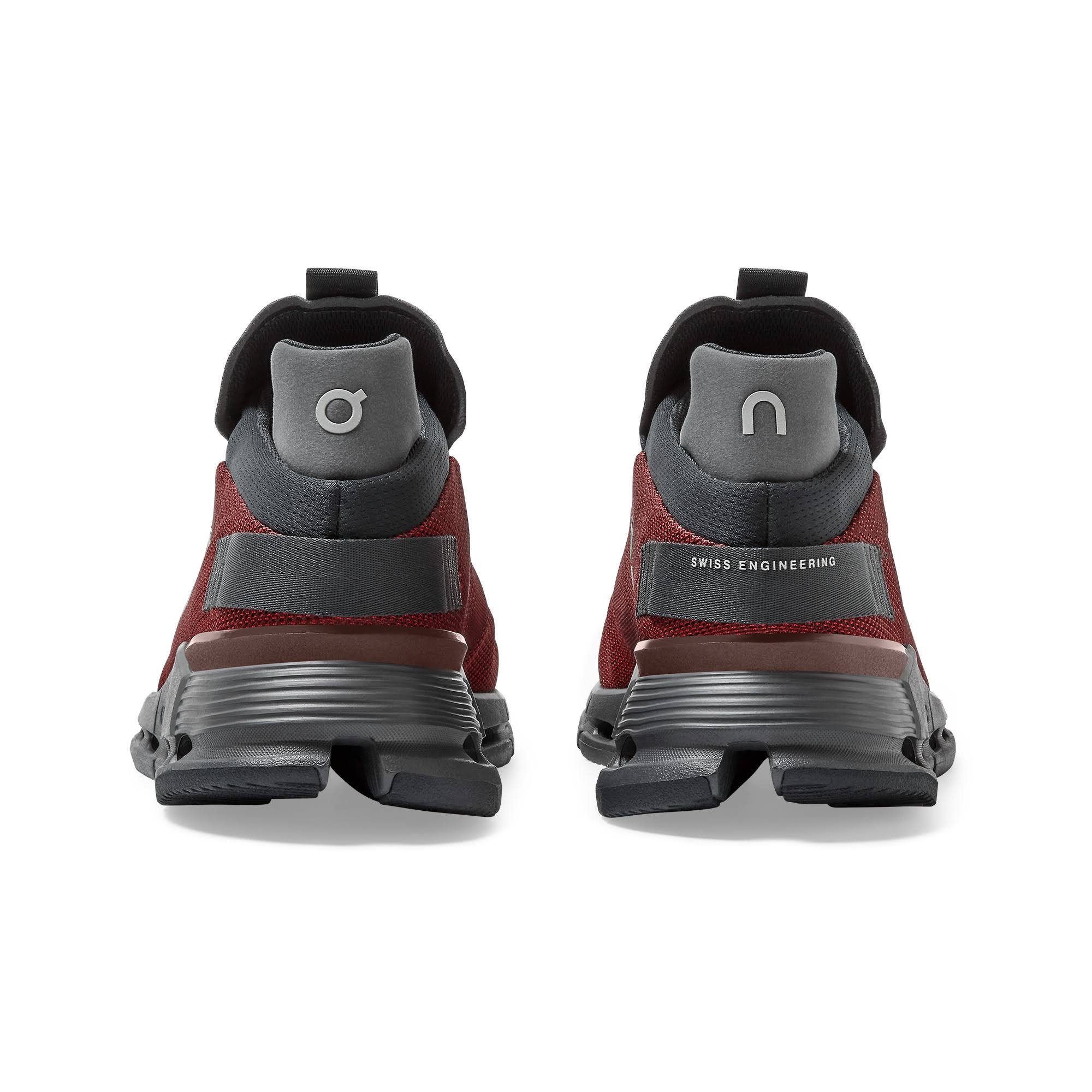 Black 9.5 Slip-On Shoes P414