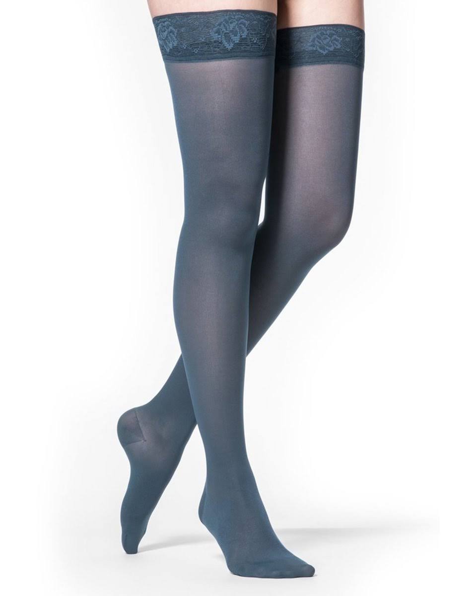 20-30 mmHg Soft Opaque Thigh High T280667