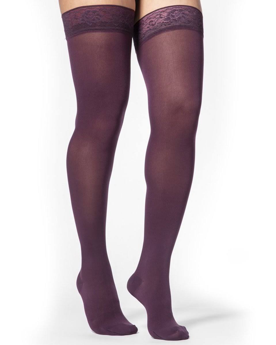 20-30 mmHg Soft Opaque Thigh High T280667