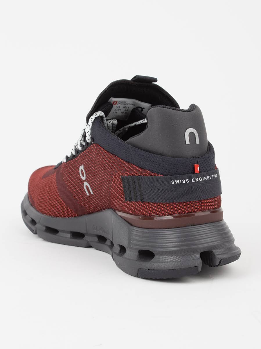Black 9.5 Slip-On Shoes P414