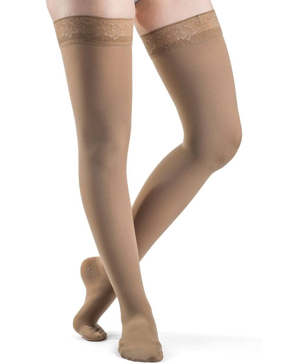 20-30 mmHg Soft Opaque Thigh High T280667