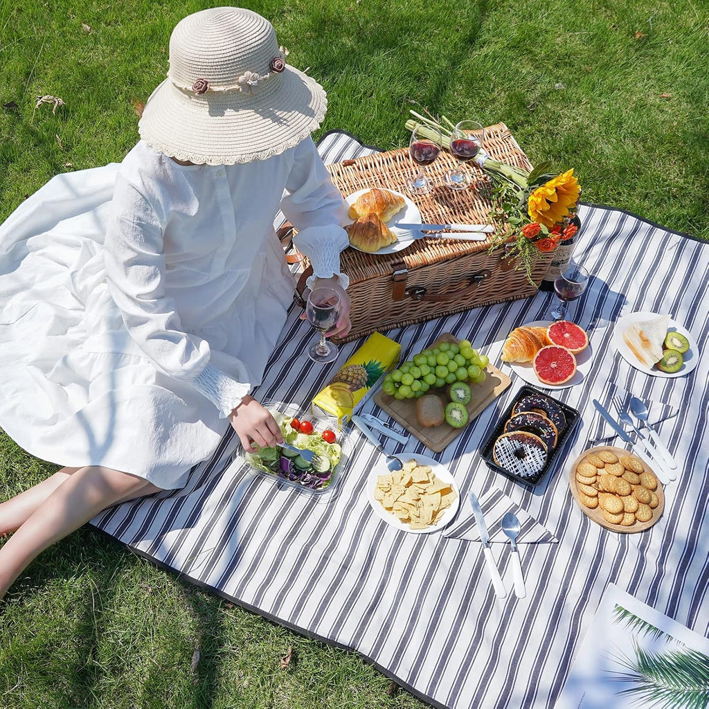 Wicker Picnic Basket Set with Insulated Cooler Bag and Cutlery Service Kit V663