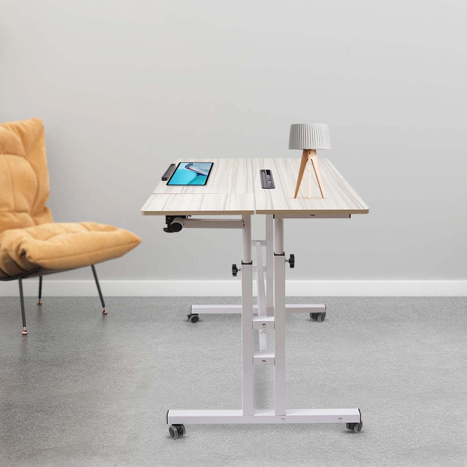 Adjustable Mobile Stand Up Desk with Footrest W621