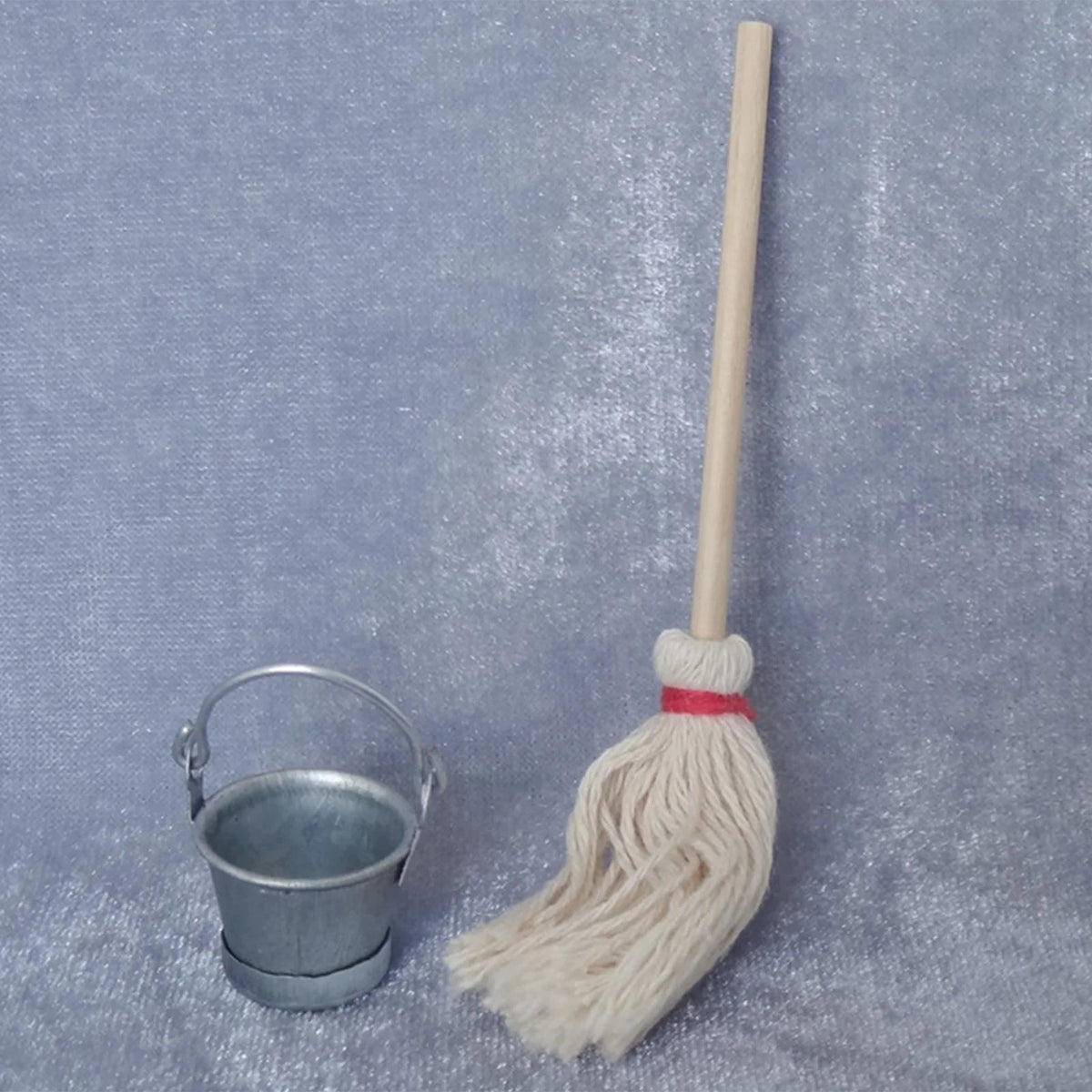 1:12 Scale Dollhouse Bathroom Cleaning Tool Set F303