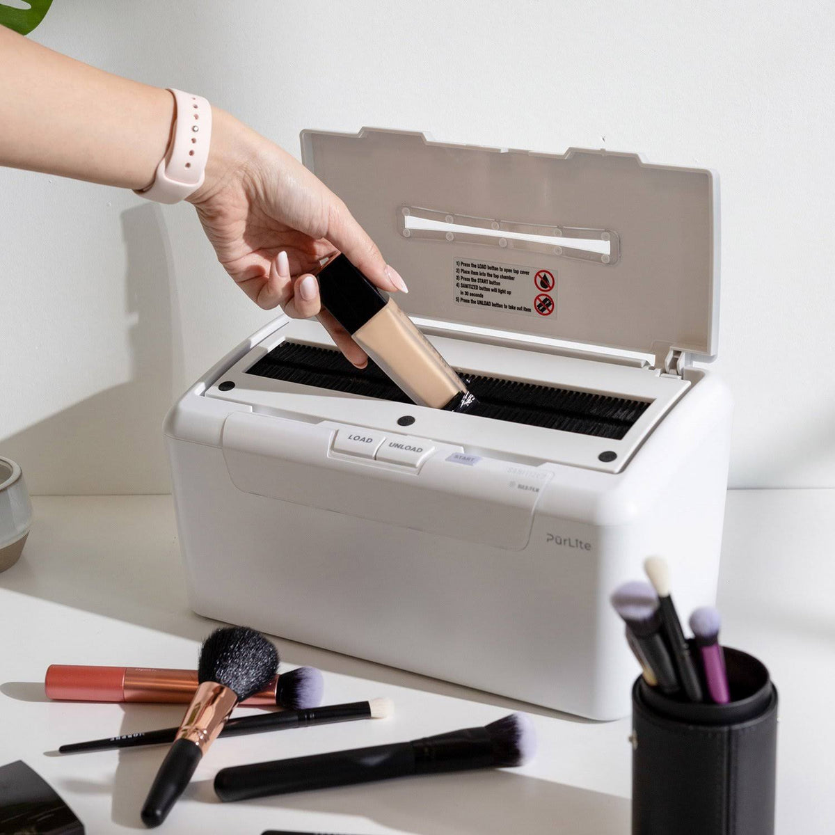 UV-C Sanitizer White I65342